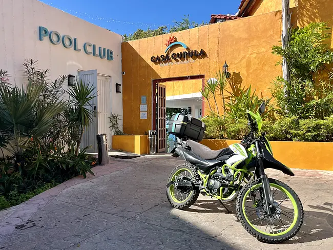 Casa Cupula Pool Club