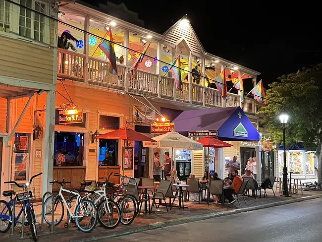 Two Gay Expats - Key West, FL - Gay Hotel - New Orleans House and Bourbon Pub - Entrance - Night