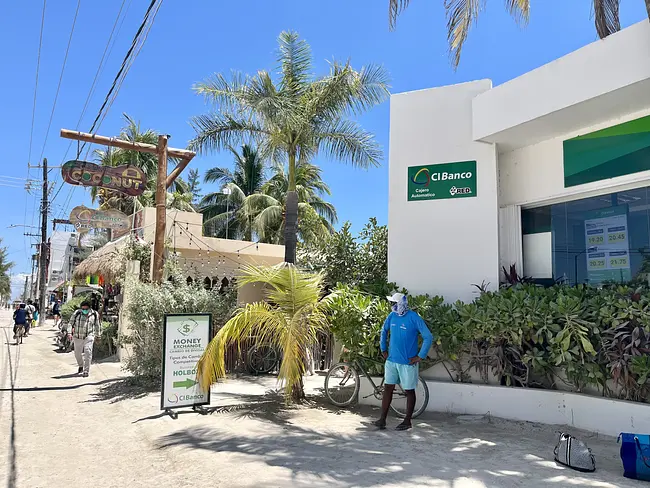 CIBanco Branch & ATM (Calle Tiburón Ballena)