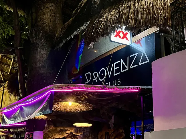 Provenza Gay Bar - Entrance