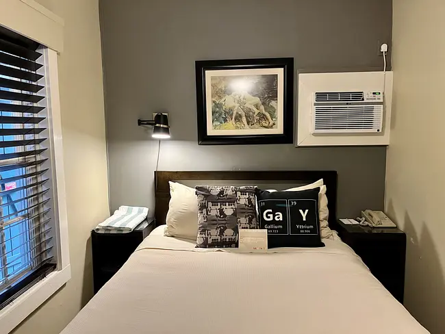 Two Gay Expats - Key West, FL - Gay Hotel - Island House Resort - Un-renovated Room with Private Bath