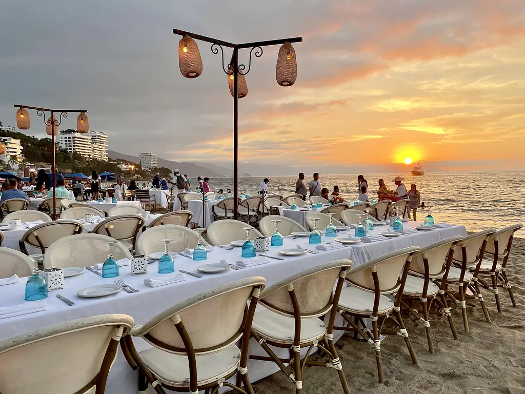 Sunset Dining at El Dorado Restaurant