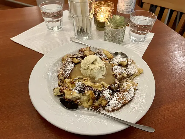 Kaiserschmarm Dessert