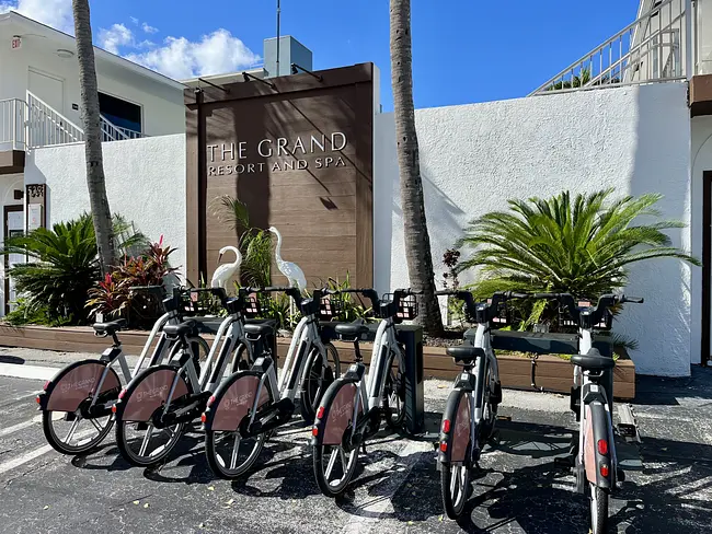 Two Gay Expats - Fort Lauderdale, FL, USA - Worthington Resorts - Bike Rentals