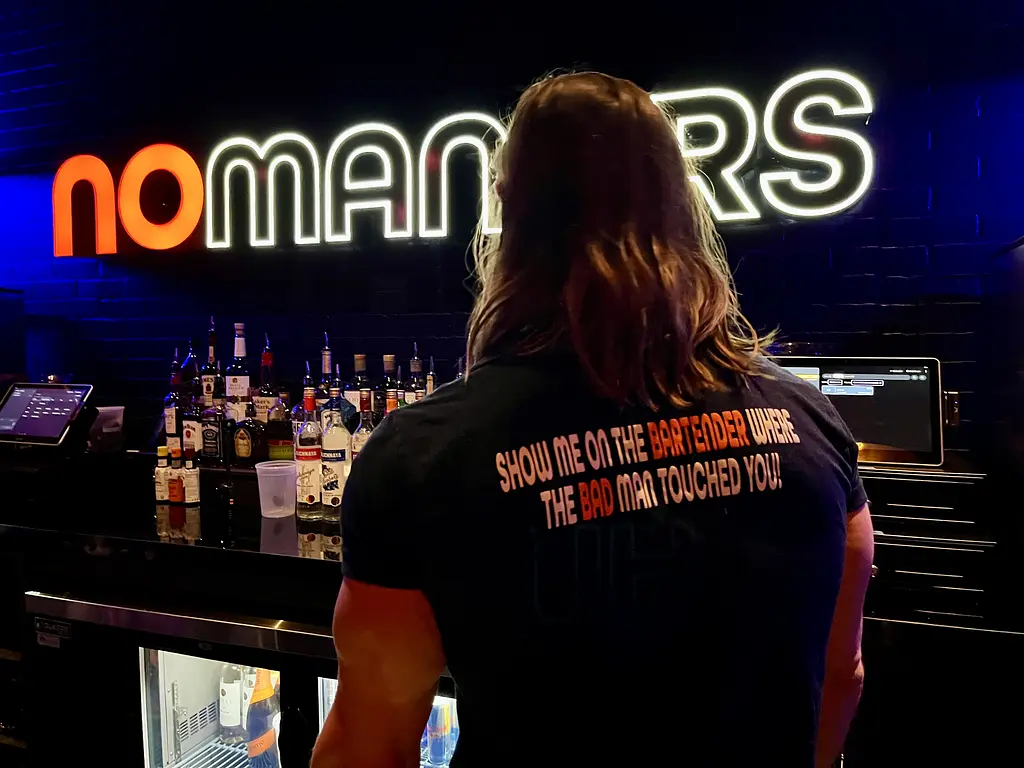 Two Gay Expats - Fort Lauderdale, FL, USA - Wilton Manors - No Manors Gay Bar - Bartender