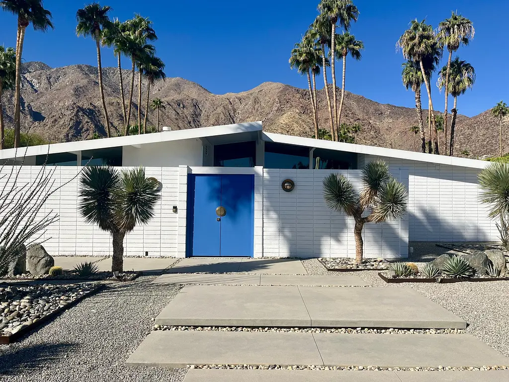 Iconic Mid-Century Modern Home