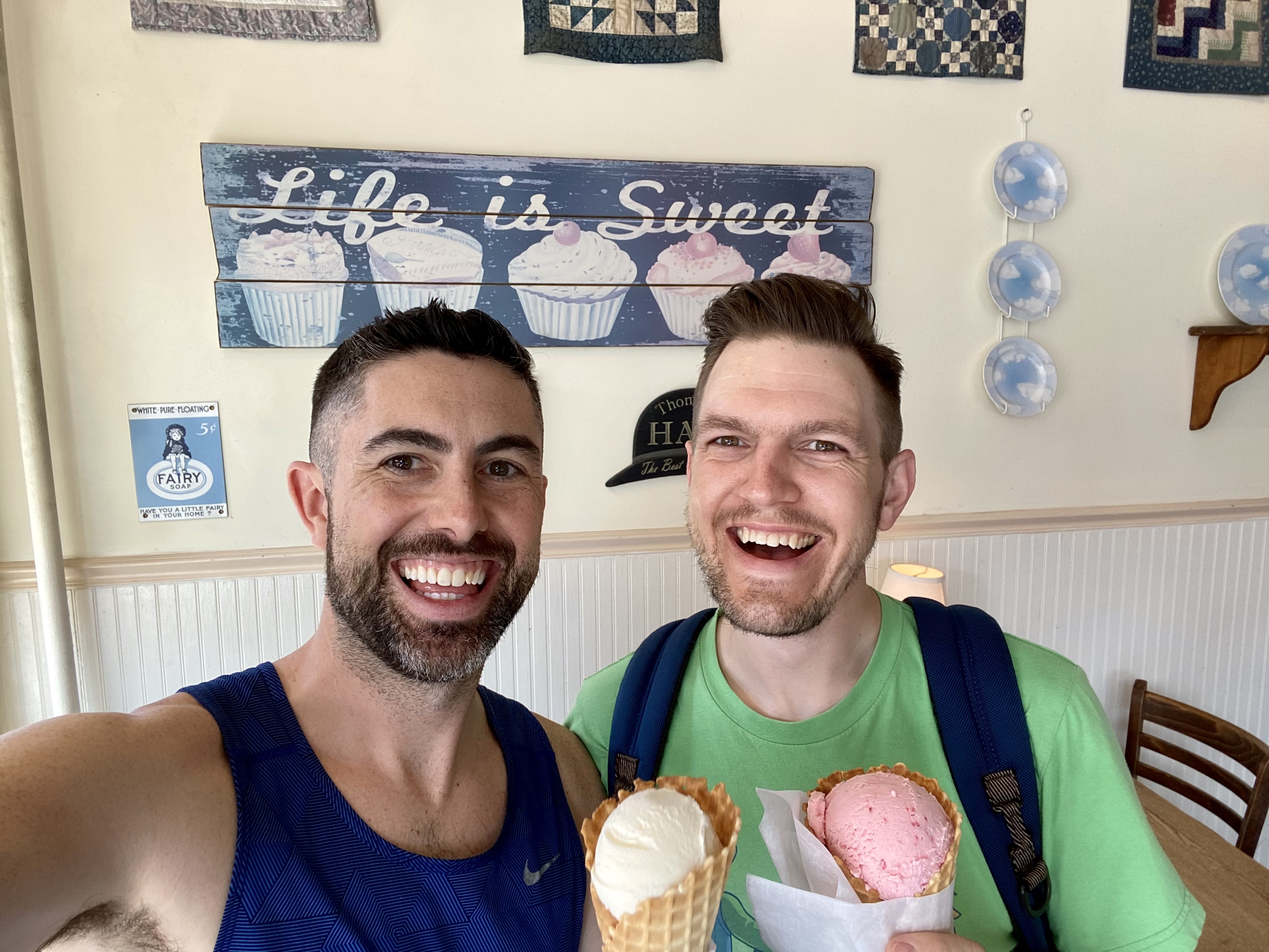 Two Gay Expats - Chicago - Andersonville - Taste of Heaven