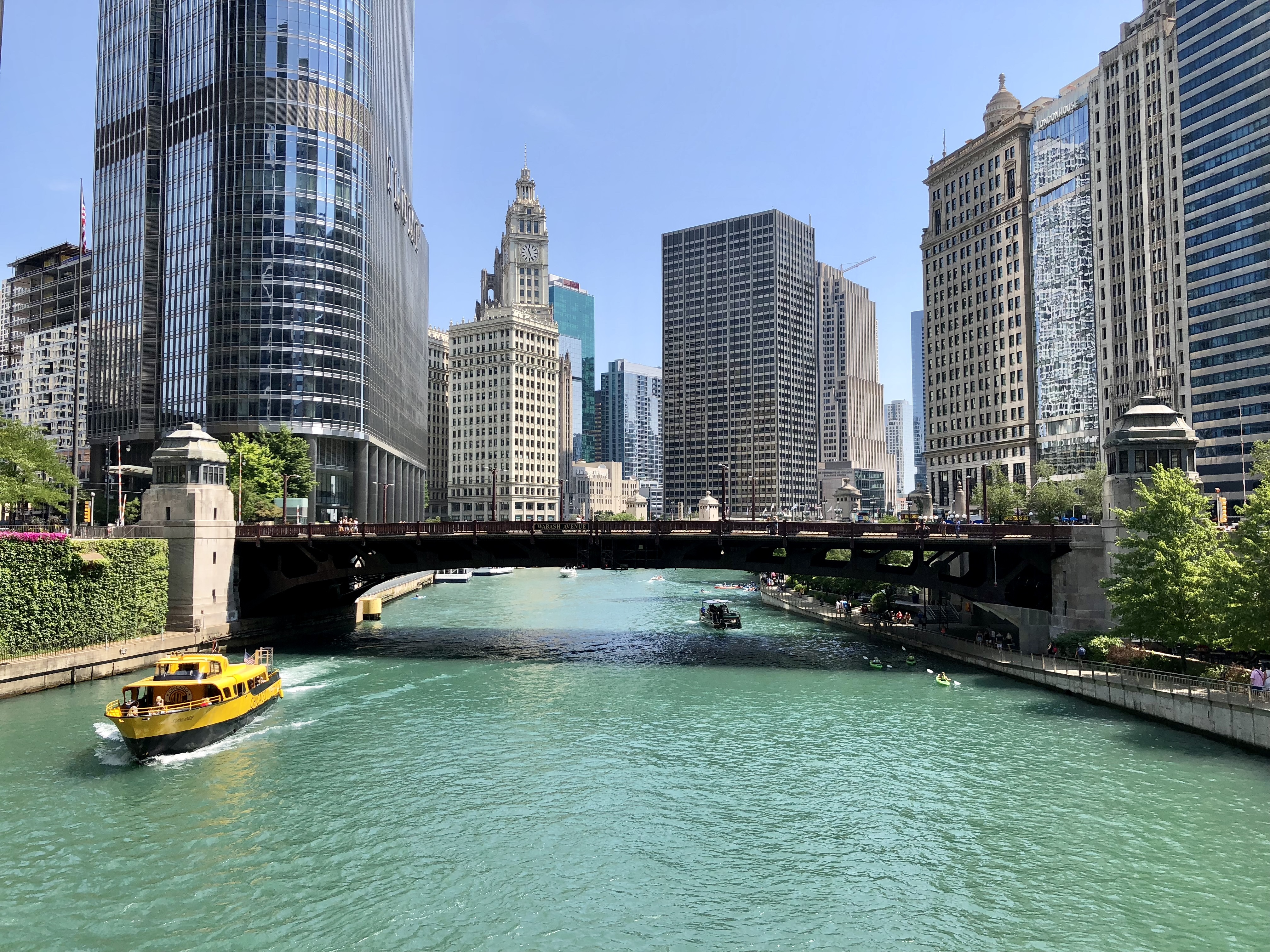 Two Gay Expats - Chicago River- Architecture Tour